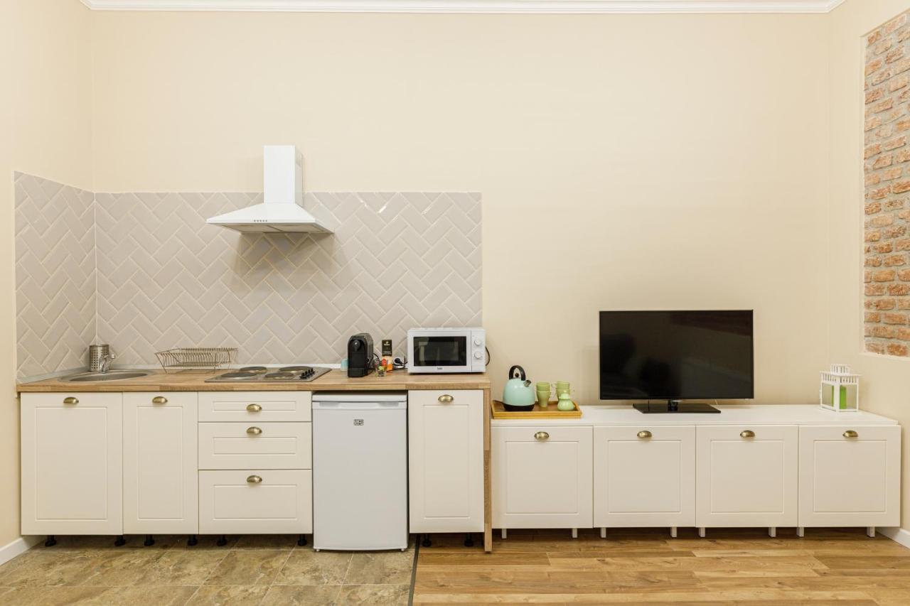 Beautiful In Heart Of Historical Center Apartment *